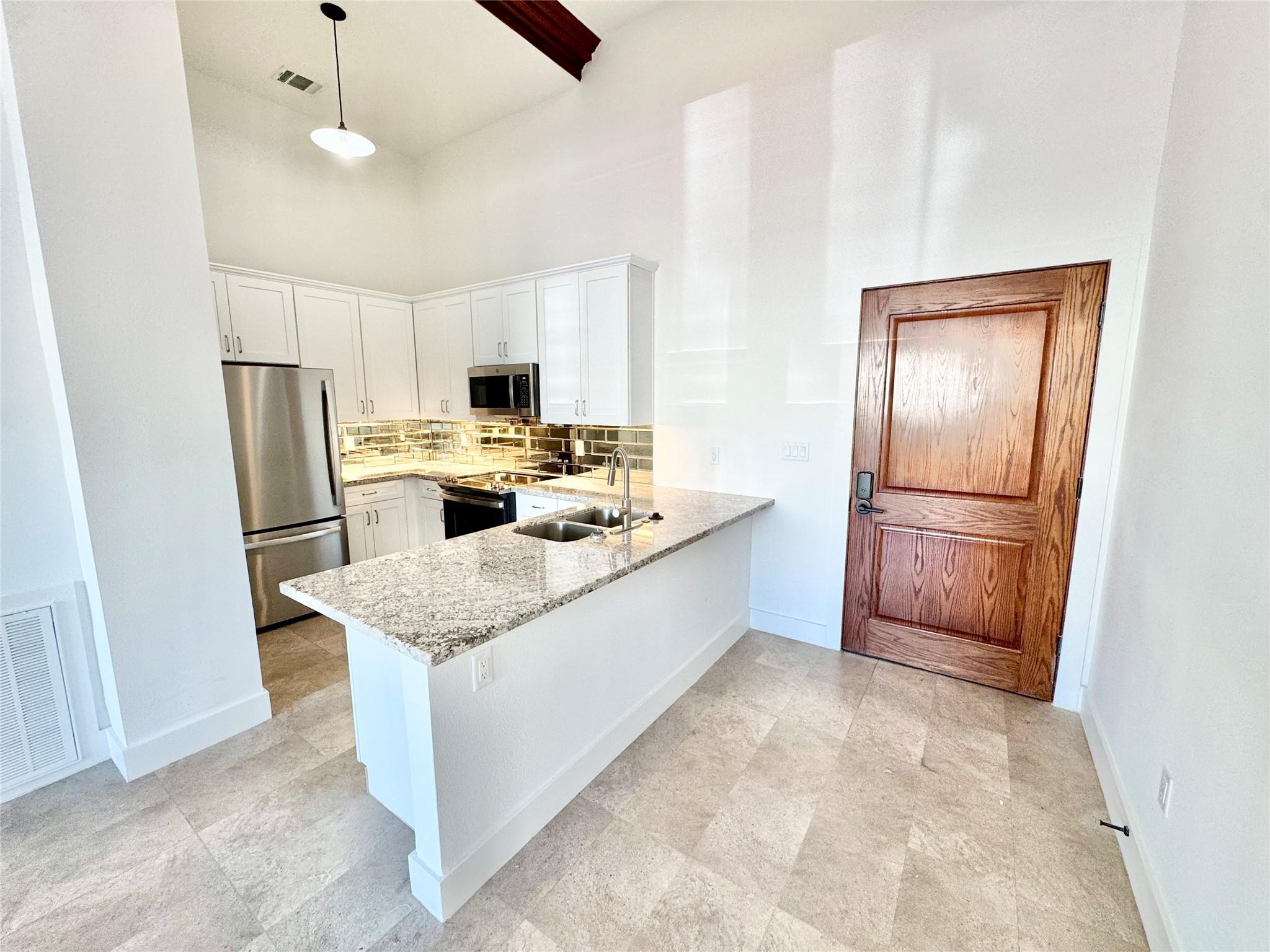 2102 Mechanic Street 104