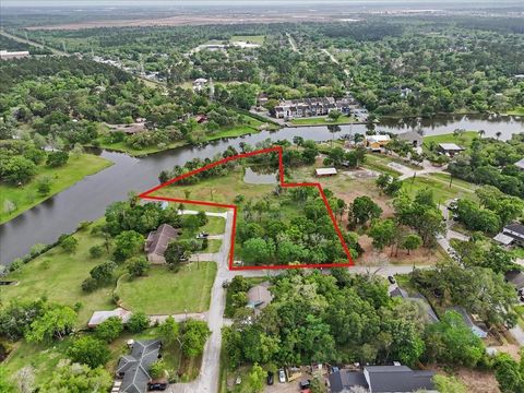 Photo of 2725 49th Street, Dickinson, TX 77539 (MLS # 82297731)