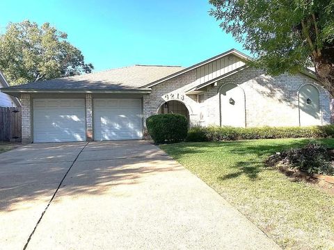 Photo of 7218 Stonegate Drive, Houston, TX 77040 (MLS # 13653270)