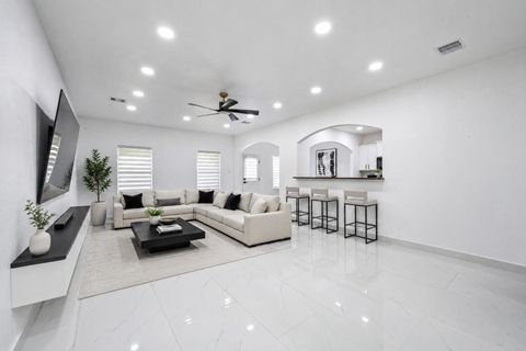 Photo of 10946 Spring Brook Pass Drive, Humble, TX 77396 (MLS # 48567645)