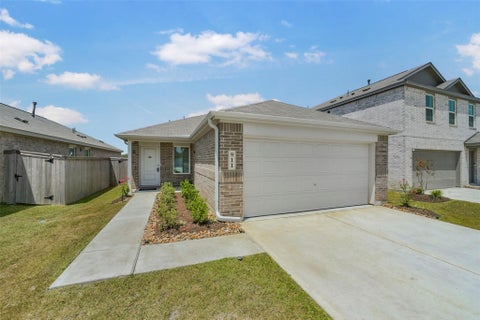 Photo of 911 Lago Laceno Lane, Huffman, TX 77336 (MLS # 14390874)