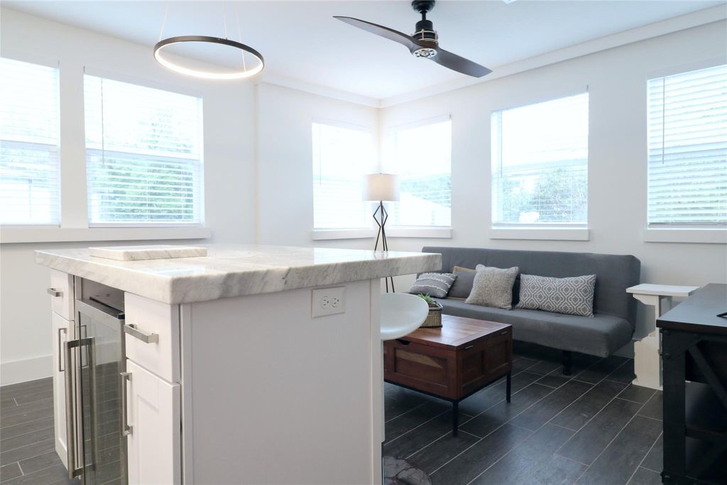 Photo of 412 Pacific Street #2E, Houston, TX 77006 (MLS # 35760174)