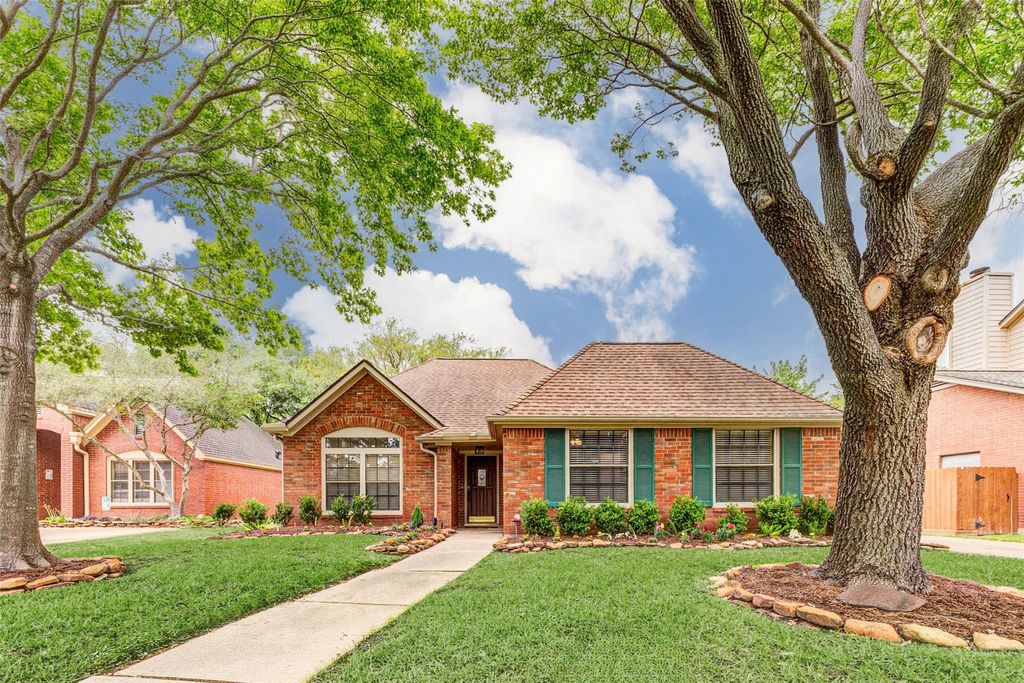 Photo of 7603 Shangrila Lane, Houston, TX 77095 (MLS # 20058832)