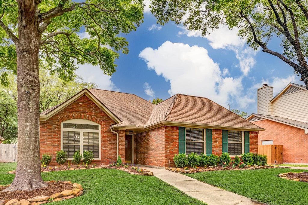 Photo of 7603 Shangrila Lane, Houston, TX 77095 (MLS # 20058832)