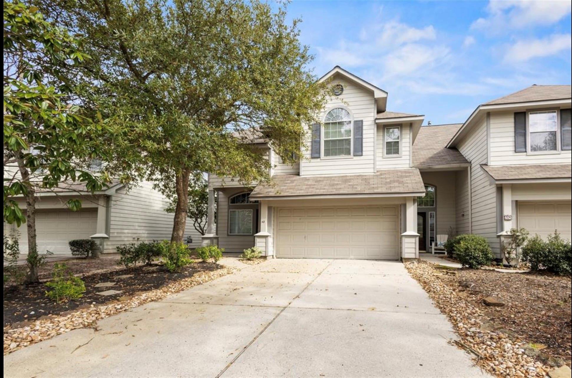 42 E Burberry Circle