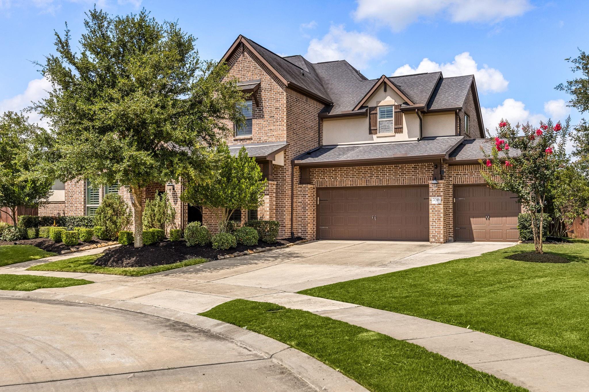 7046 N Savannah Run
