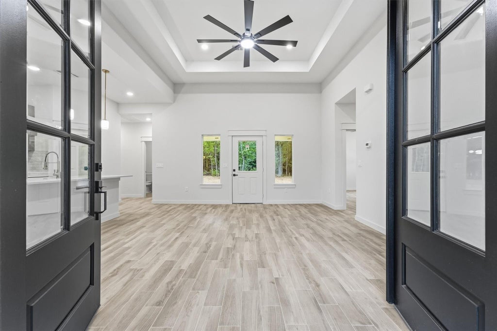 Photo of 16701 Ardmore Street, Conroe, TX 77302 (MLS # 10545742)