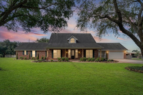 Photo of 33014 Grove Park Drive, Waller, TX 77484 (MLS # 85864550)