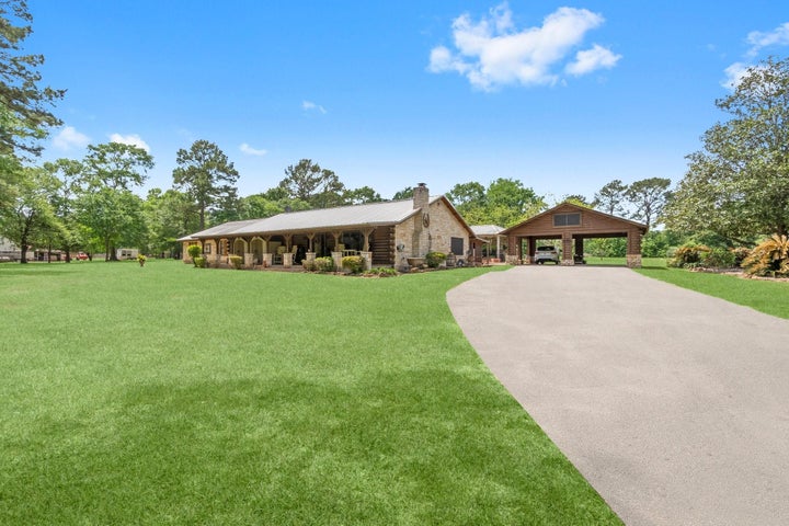 Photo 1 of 48 — 51 Bullock Lane, Shepherd, TX 77371