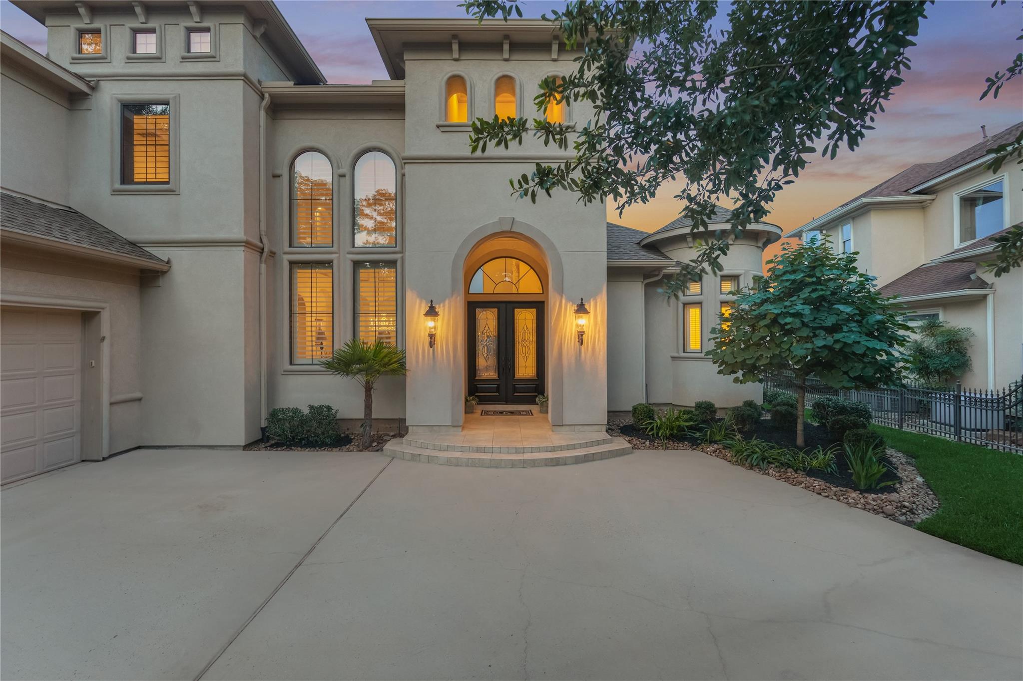 106 W Shore Drive