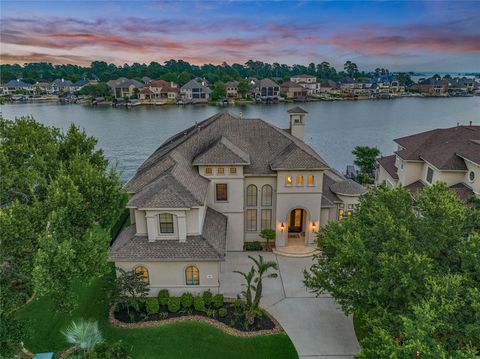 Photo of 106 W Shore Drive, Montgomery, TX 77356 (MLS # 83164752)