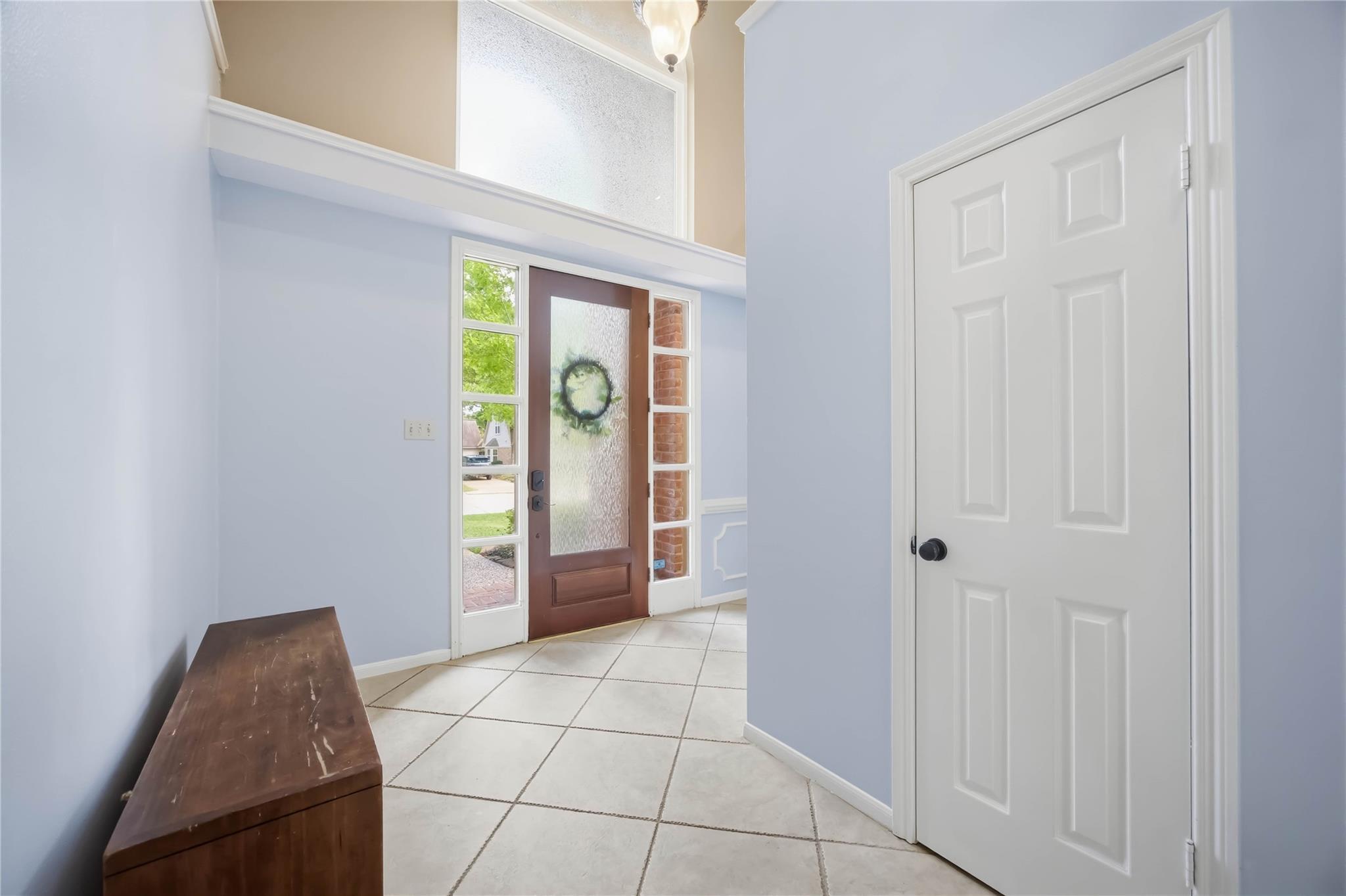 2907 Forest Garden Drive