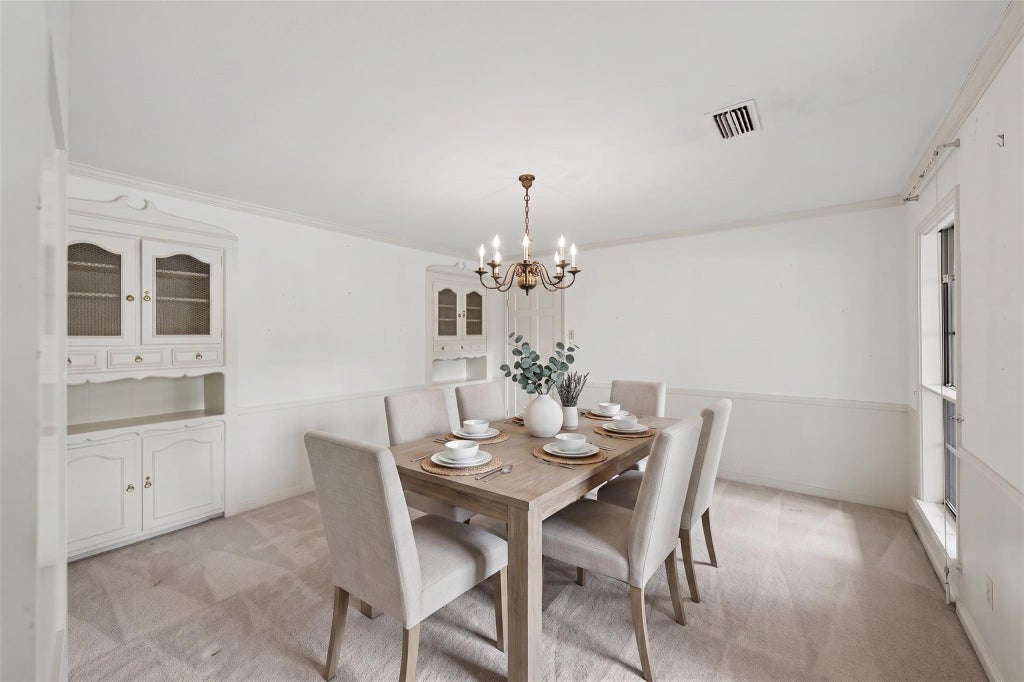 Photo of 103 Beaver Tail Point, Houston, TX 77024 (MLS # 85260041)