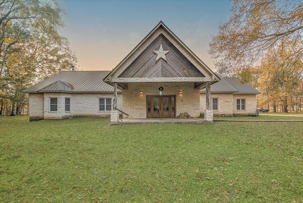 Photo of 20205 Highway 146 N, Liberty, TX 77575 (MLS # 88686533)