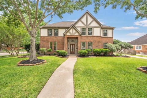 Photo of 7318 Starbridge Drive, Houston, TX 77095 (MLS # 38467996)