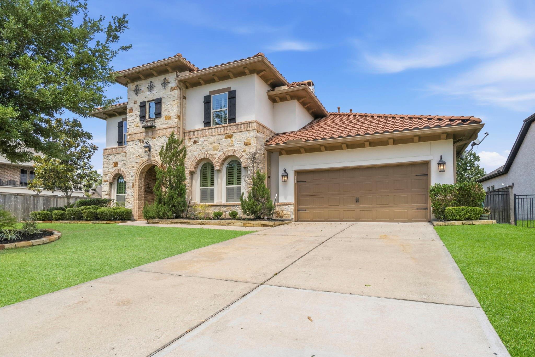 Montgomery, Texas, 77316, United States, 4 Bedrooms Bedrooms, ,5 BathroomsBathrooms,Residential,Contingent,2045790