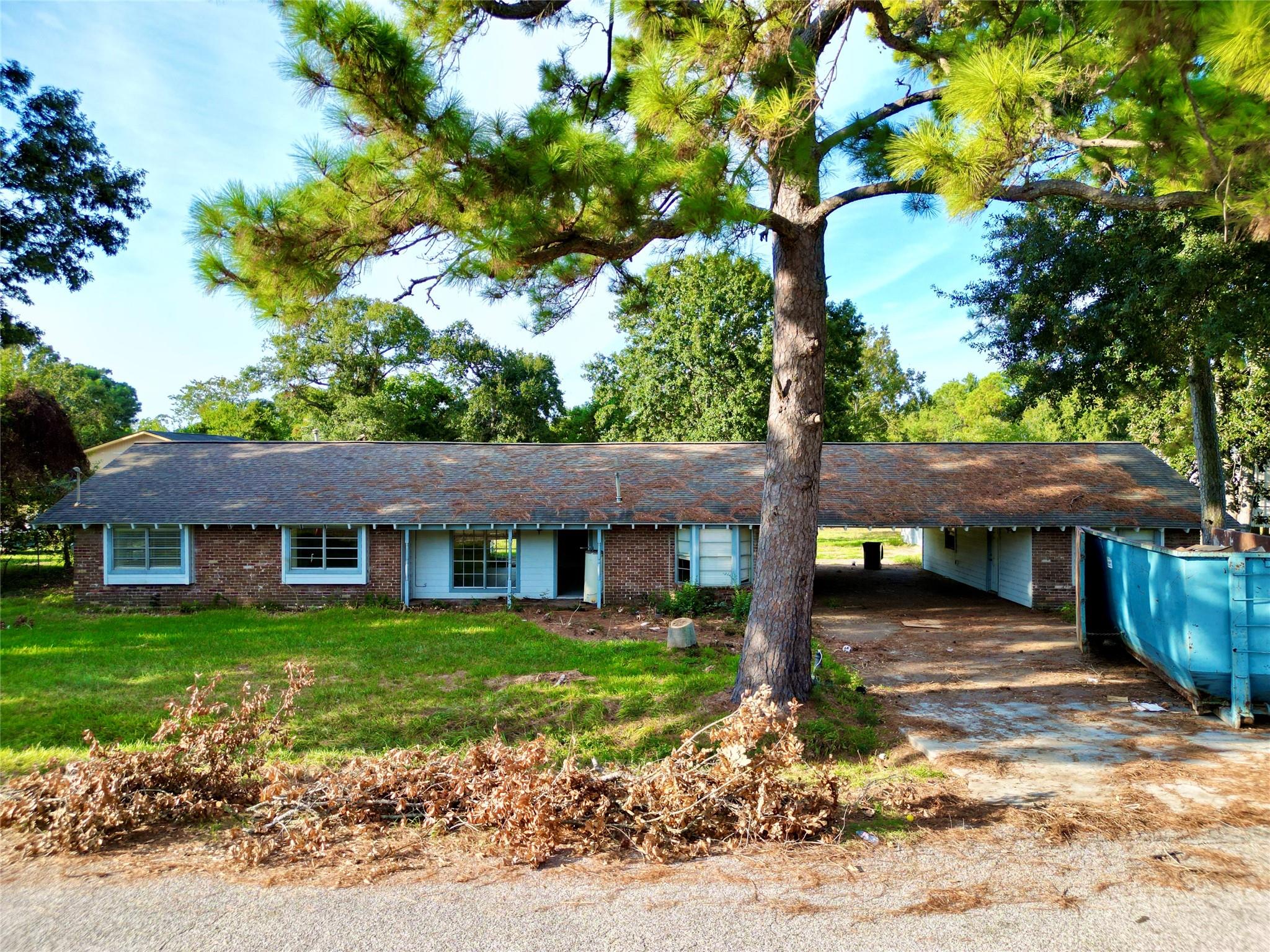 614 Pine Circle