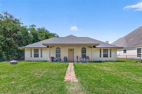 Photo of 720 Ezekiel Smith Street, Prairie View, TX 77484 (MLS # 60243443)
