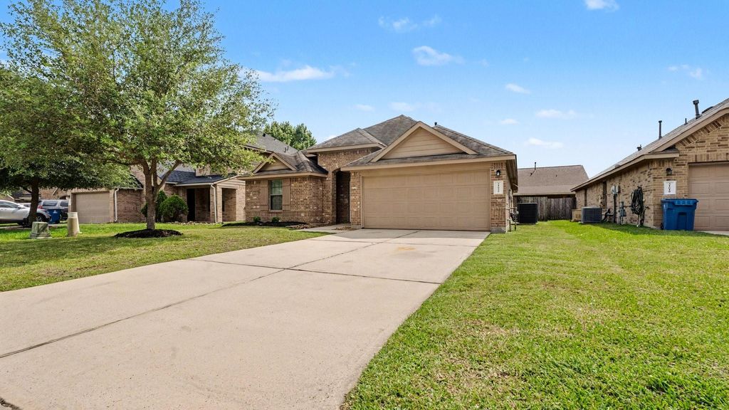 Photo of 21622 Messara Court, Porter, TX 77365 (MLS # 88118920)