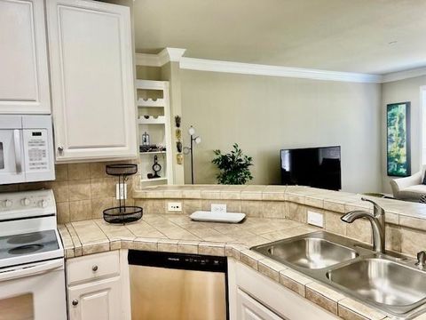 Tiny photo for 2400 Mccue Road #356, Houston, TX 77056 (MLS # 6111733)