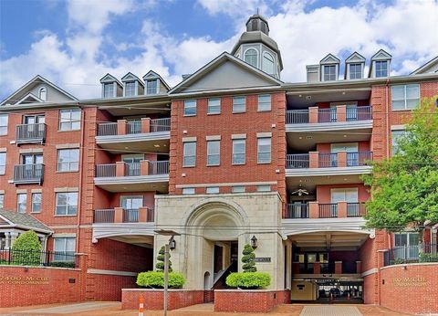 Photo of 2400 Mccue Road #356, Houston, TX 77056 (MLS # 6111733)