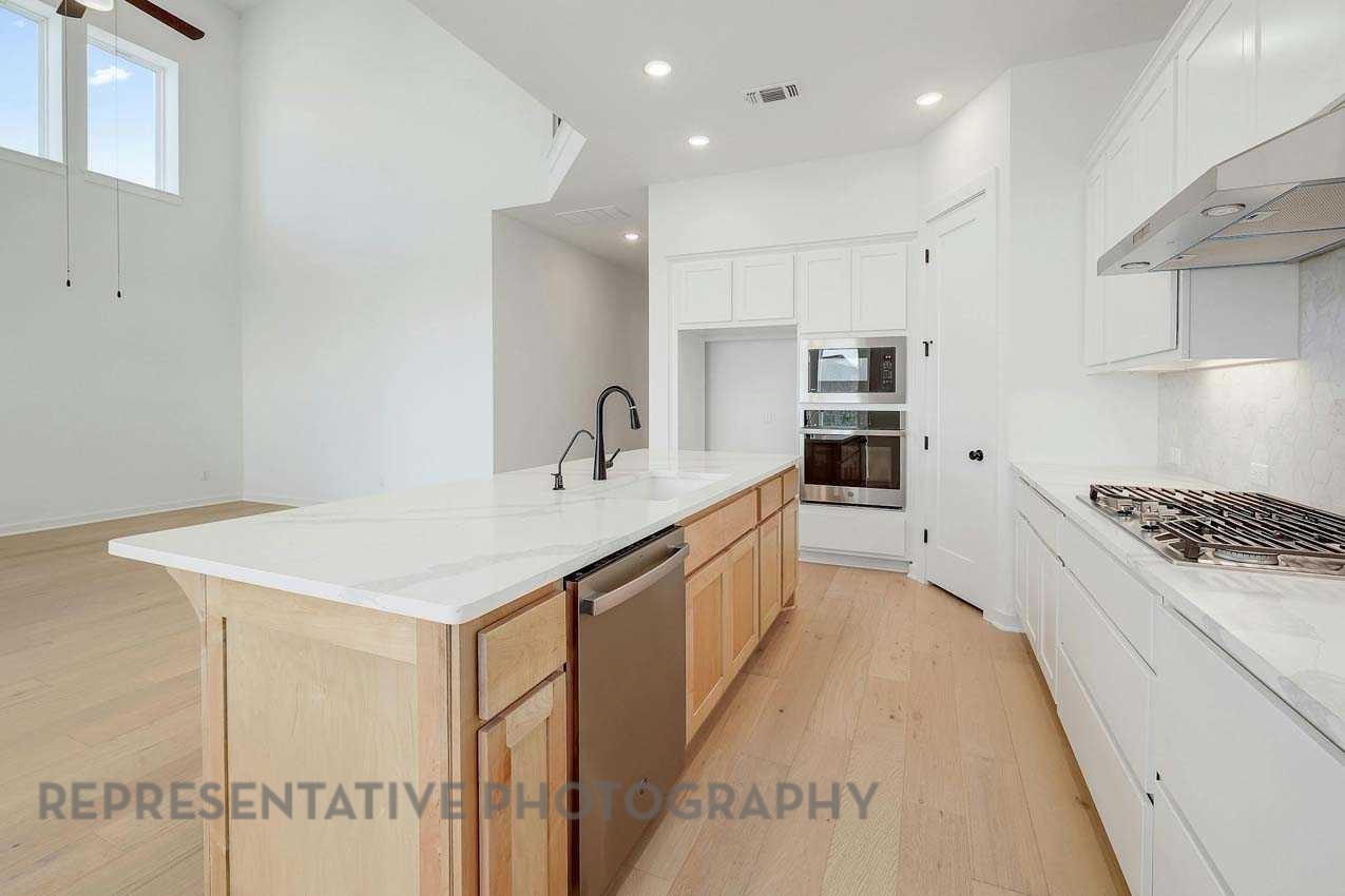 21119 Aspen Adela Cove