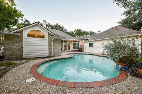 Photo of 19311 Allview Lane, Houston, TX 77094 (MLS # 77461656) Photo of 19311 Allview Lane, Houston, TX 77094 (MLS # 77461656)