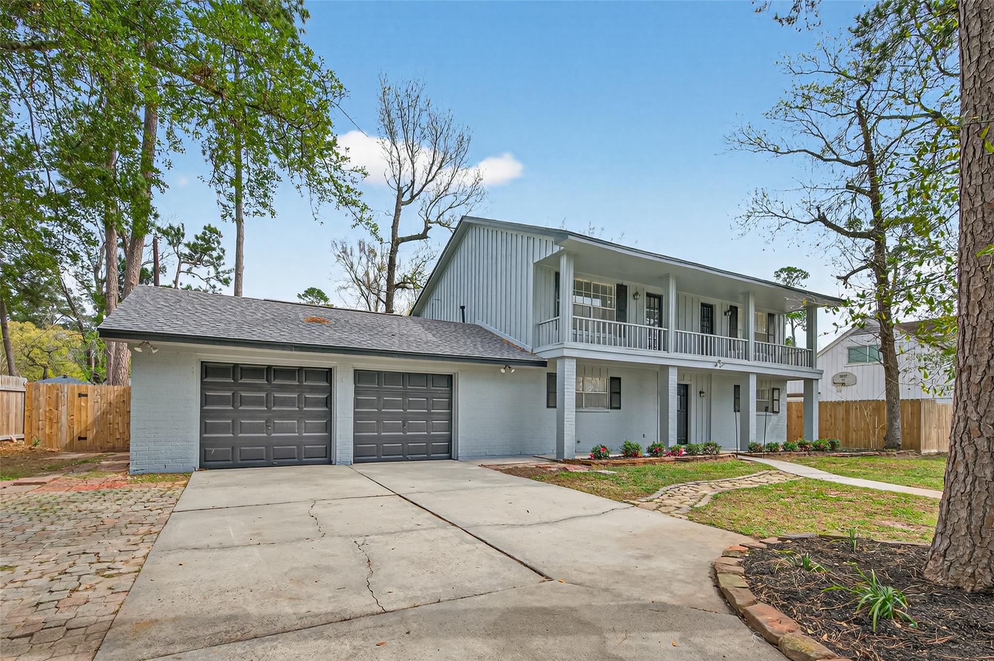 26522 Hillside Drive