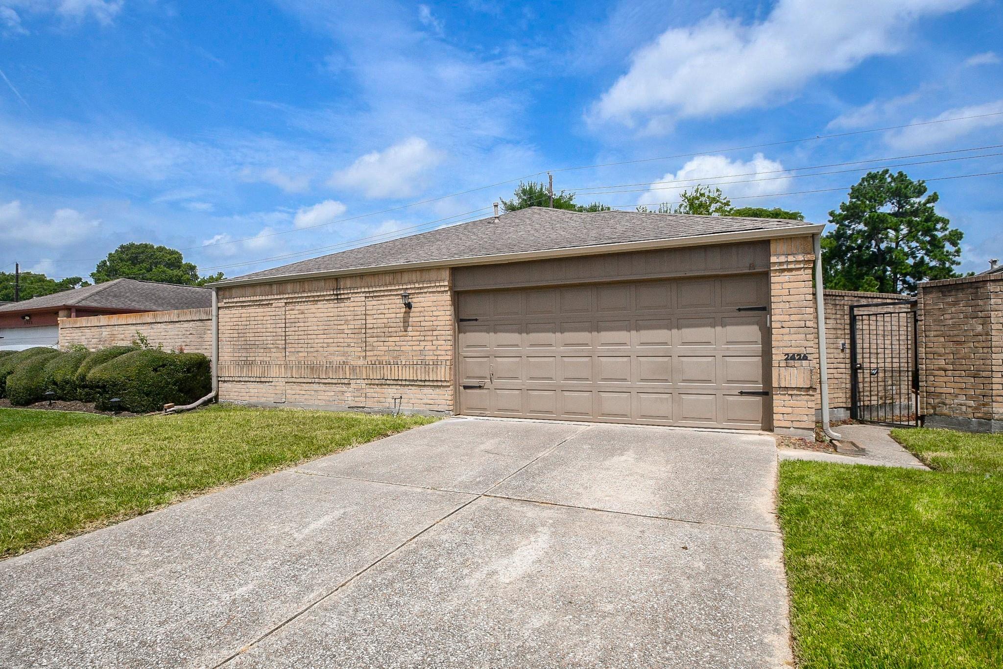2426 Colton Hollow Drive