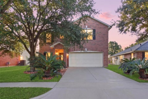 Photo of 9002 Durham Manor Lane, Houston, TX 77075 (MLS # 93714267)