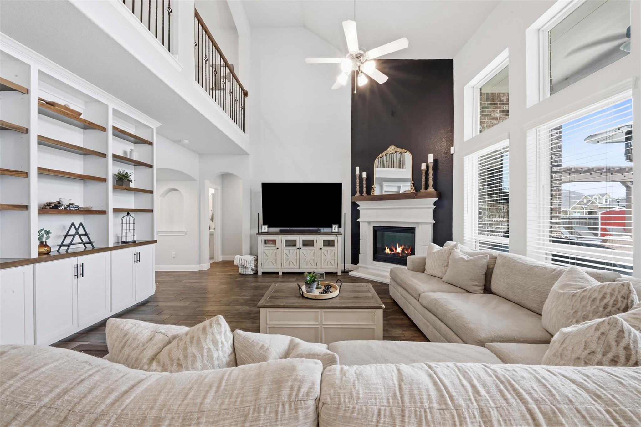 15206 Icet Creek Avenue