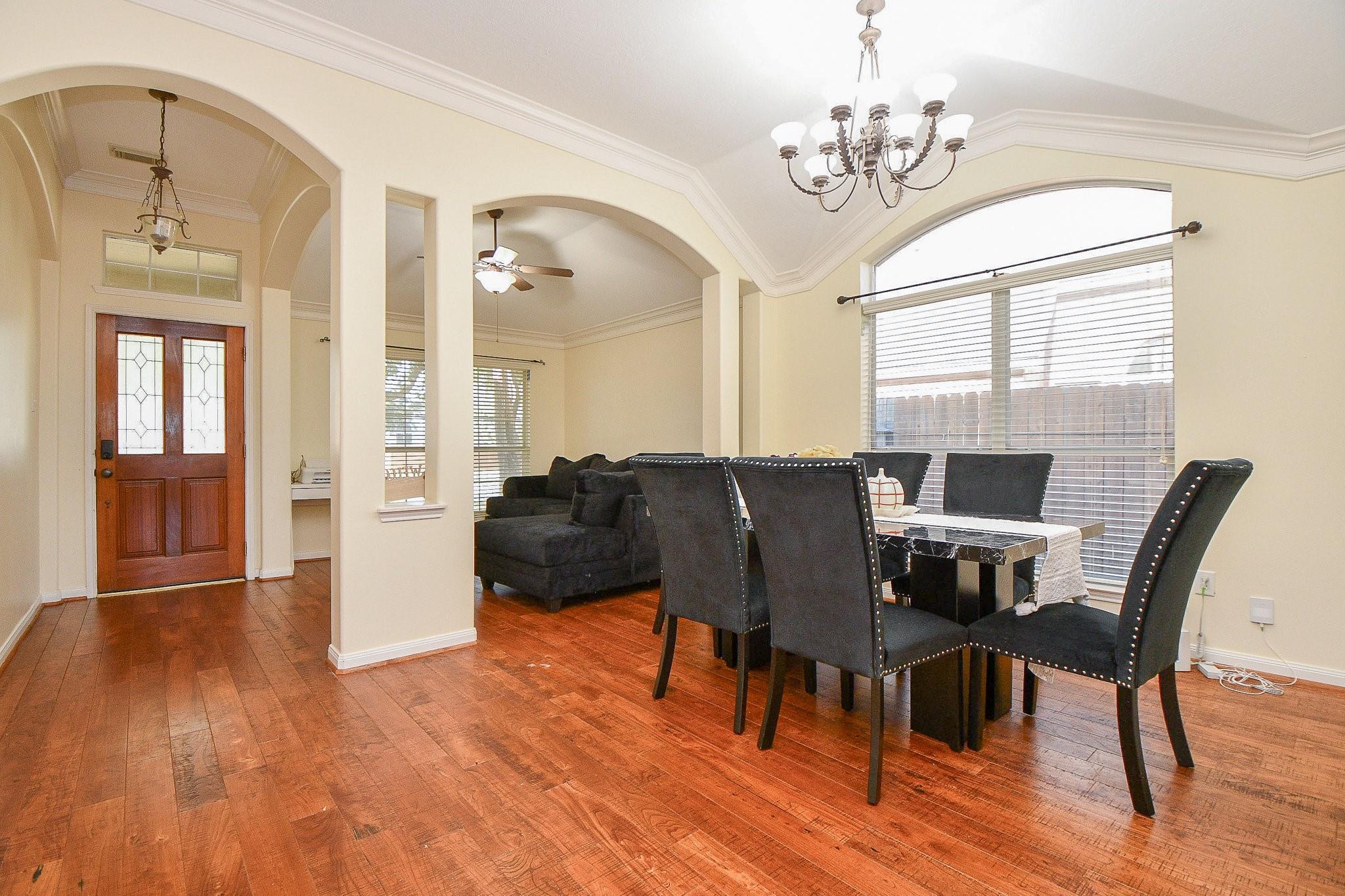 9107 Fernwillow Dr Drive