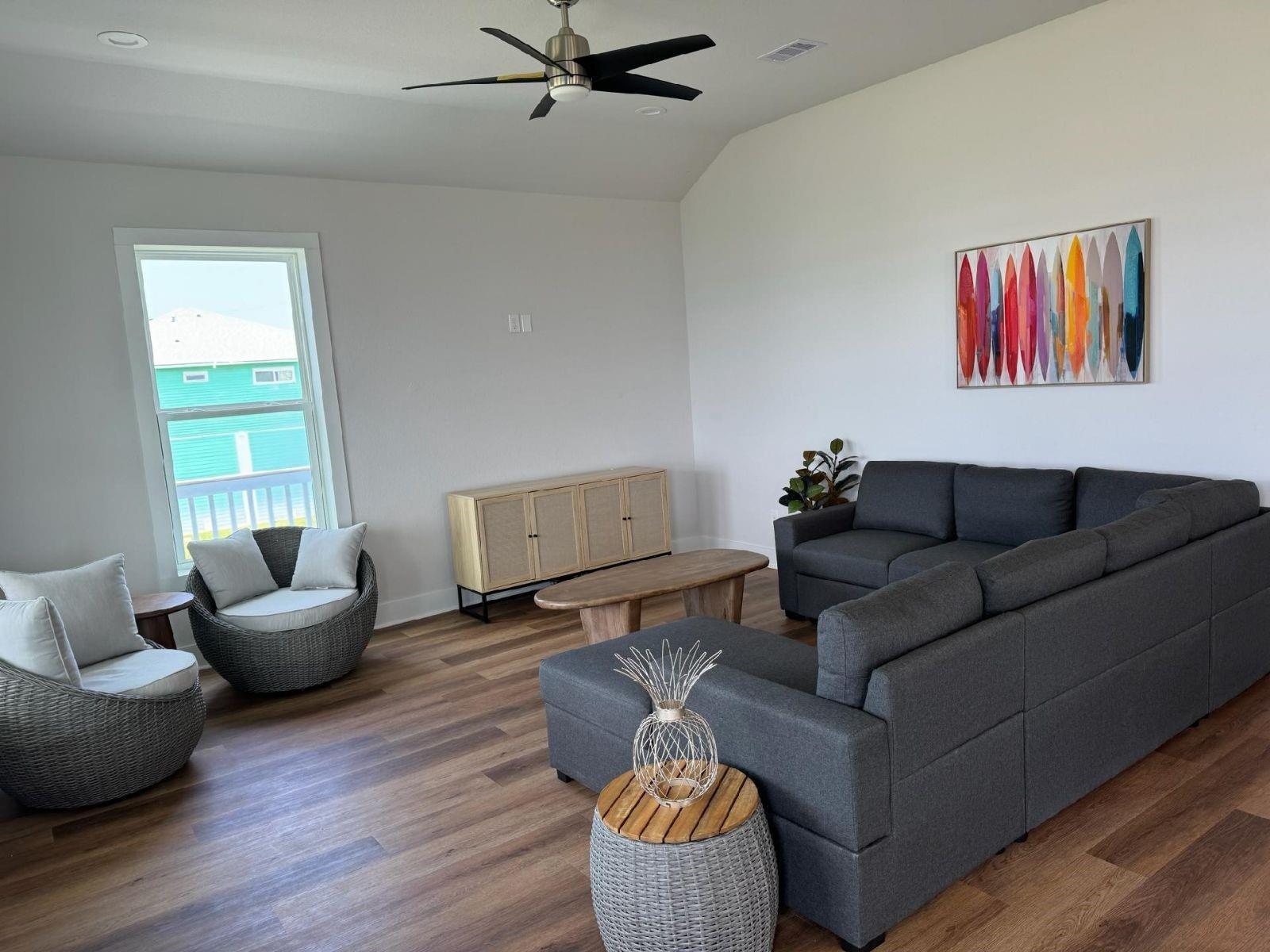 13214 Buccaneer Parkway