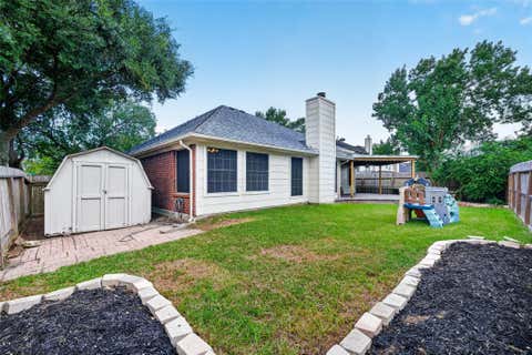 Tiny photo for 4802 Widerop Lane, Friendswood, TX 77546 (MLS # 91288514)