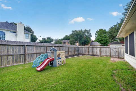 Tiny photo for 4802 Widerop Lane, Friendswood, TX 77546 (MLS # 91288514)
