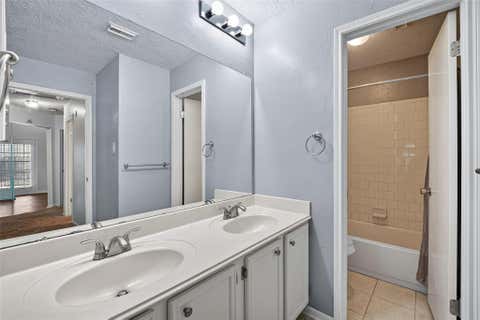 Tiny photo for 4802 Widerop Lane, Friendswood, TX 77546 (MLS # 91288514)