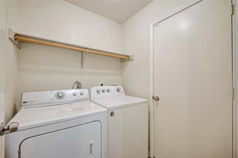 Tiny photo for 4802 Widerop Lane, Friendswood, TX 77546 (MLS # 91288514)