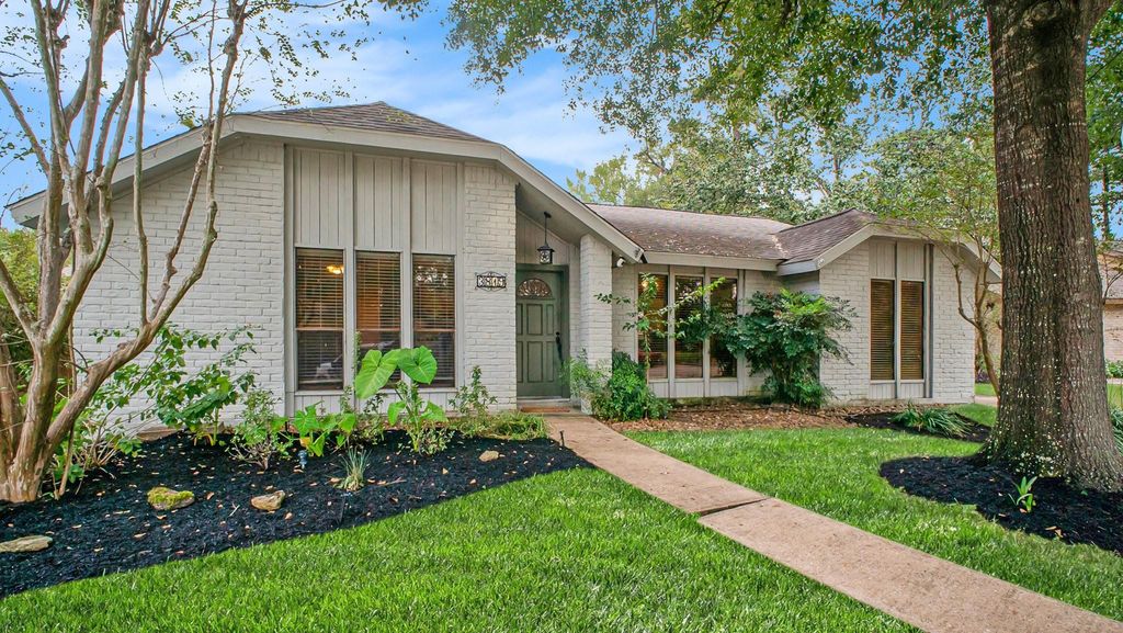 Photo of 3819 Golden Lake Drive, Kingwood, TX 77345 (MLS # 76299239)
