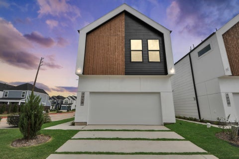 Photo of 4009 Boho Lane, Houston, TX 77045 (MLS # 26445063)