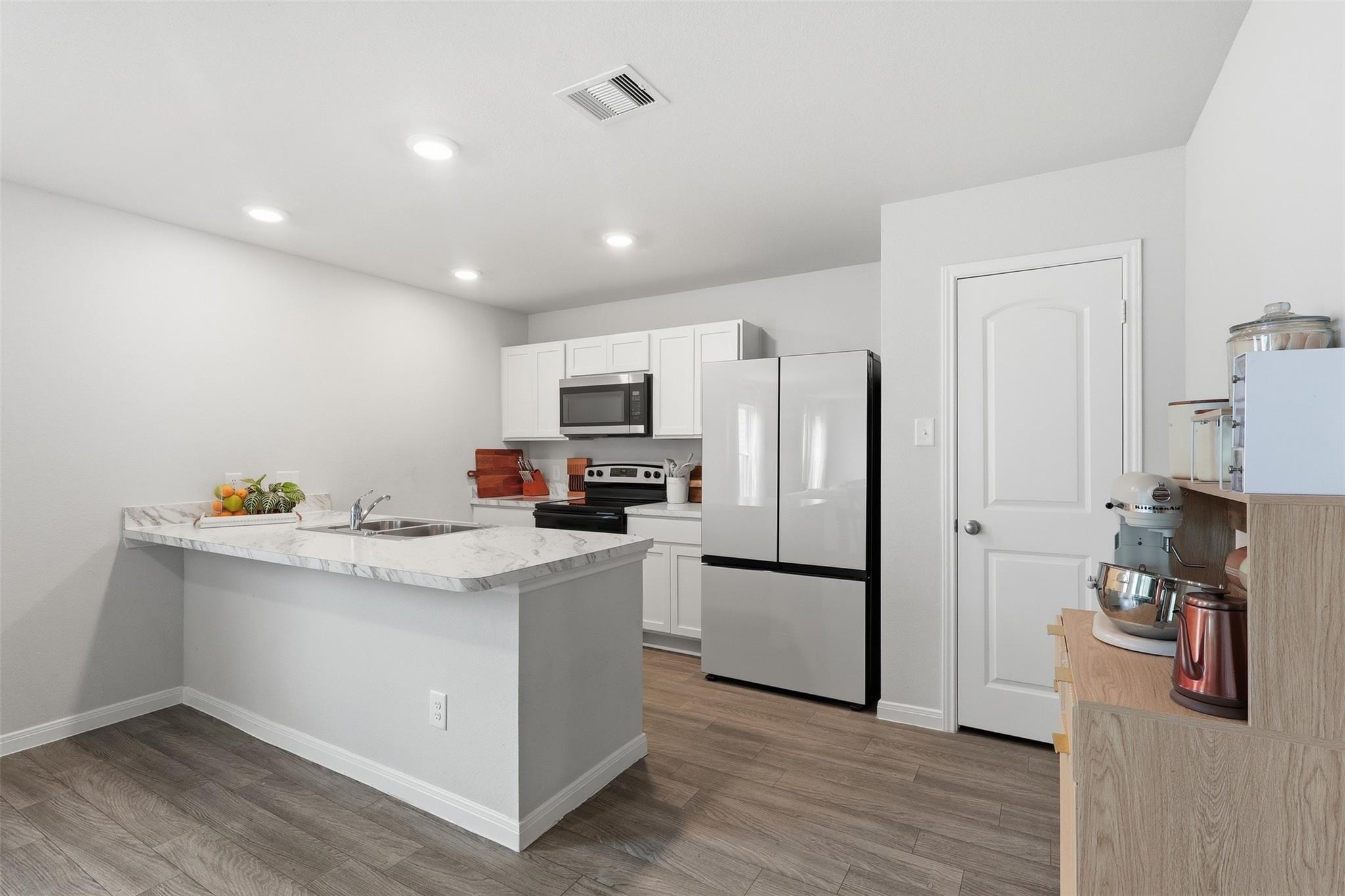 11050 Pelican Hill Lane