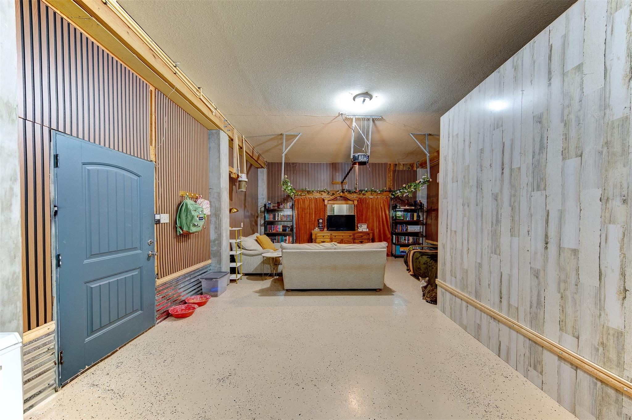 1052 Redfish Street
