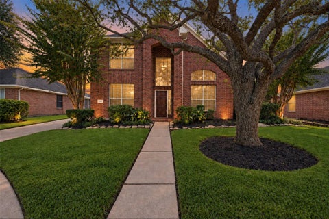 Homes For Sale - 11707 River Vine Court<br/> Tomball, TX 77377