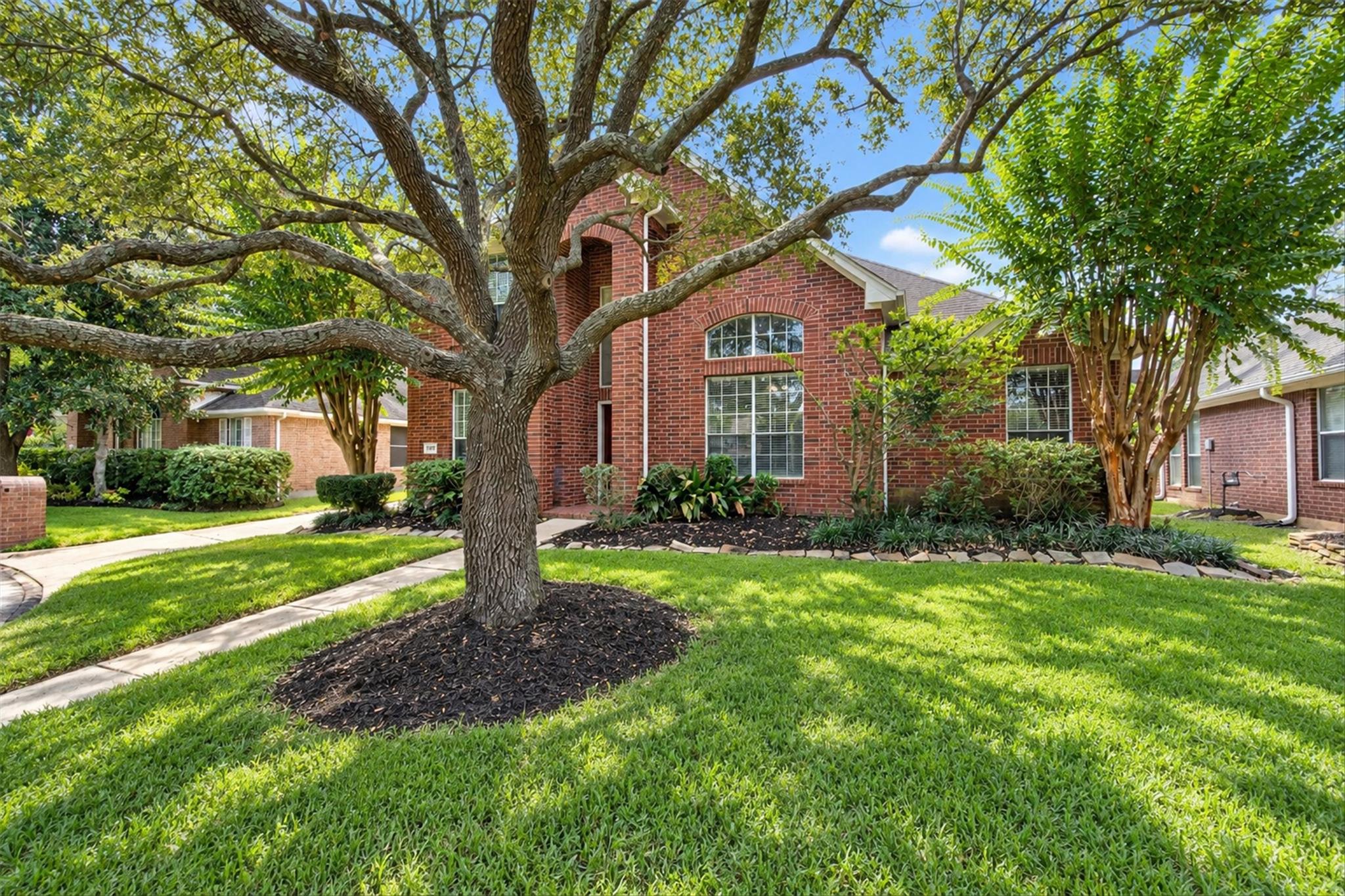 11707 River Vine Court