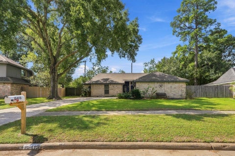 Photo of 15415 Lago Villa Drive, Tomball, TX 77377 (MLS # 79875390)