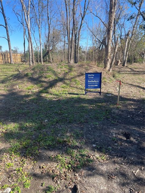 3015 Delia Street Houston TX 77026