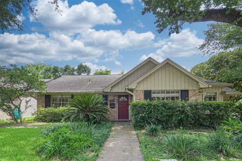 Photo of 12502 Queensbury Lane, Houston, TX 77024 (MLS # 47059373)