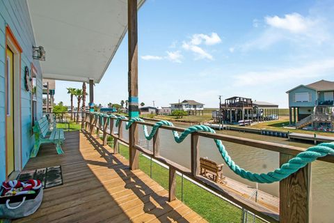 Photo of 1163 County Road 209, Sargent, TX 77414 (MLS # 41437681)