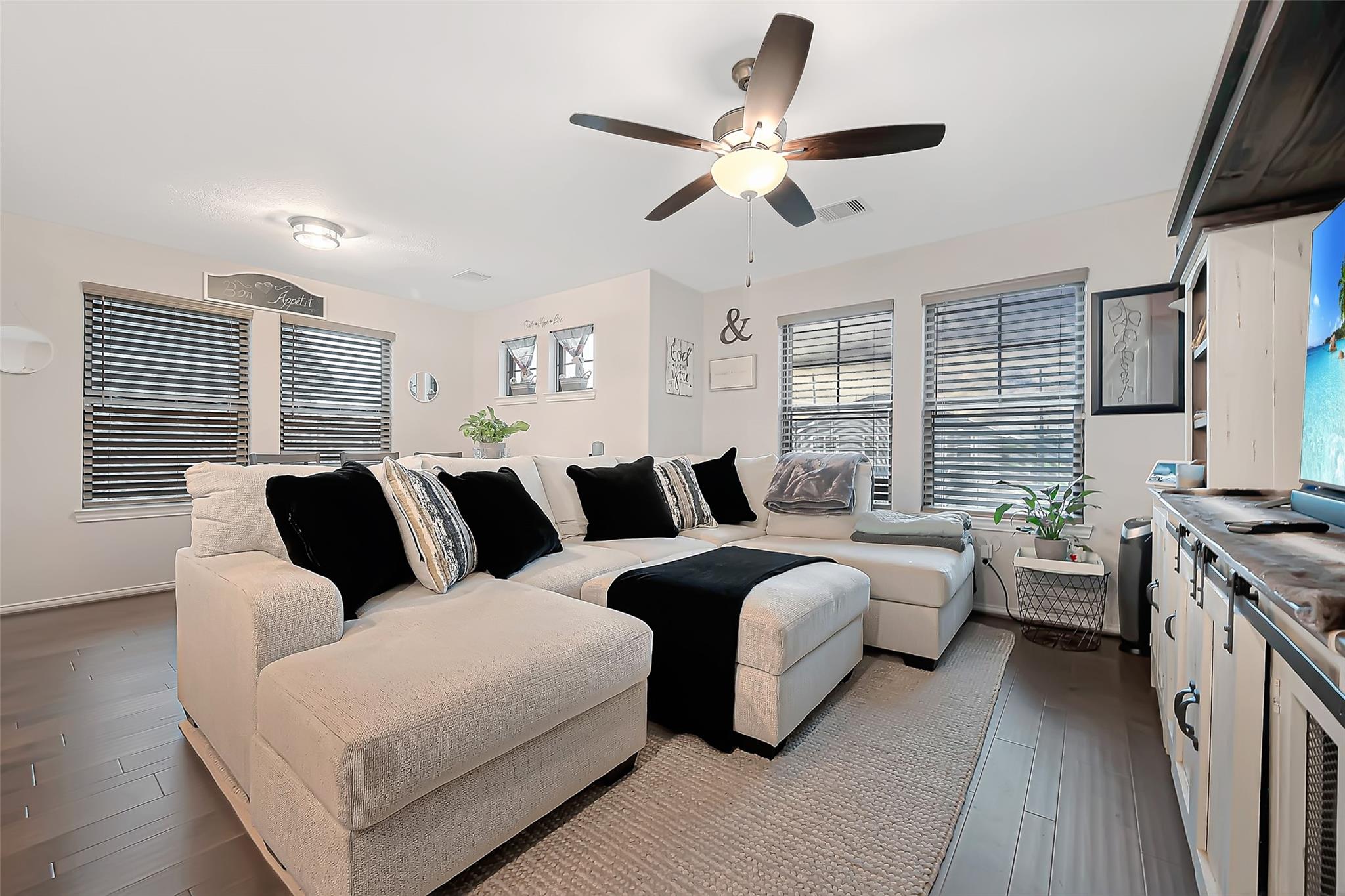 27946 Western Creek Court