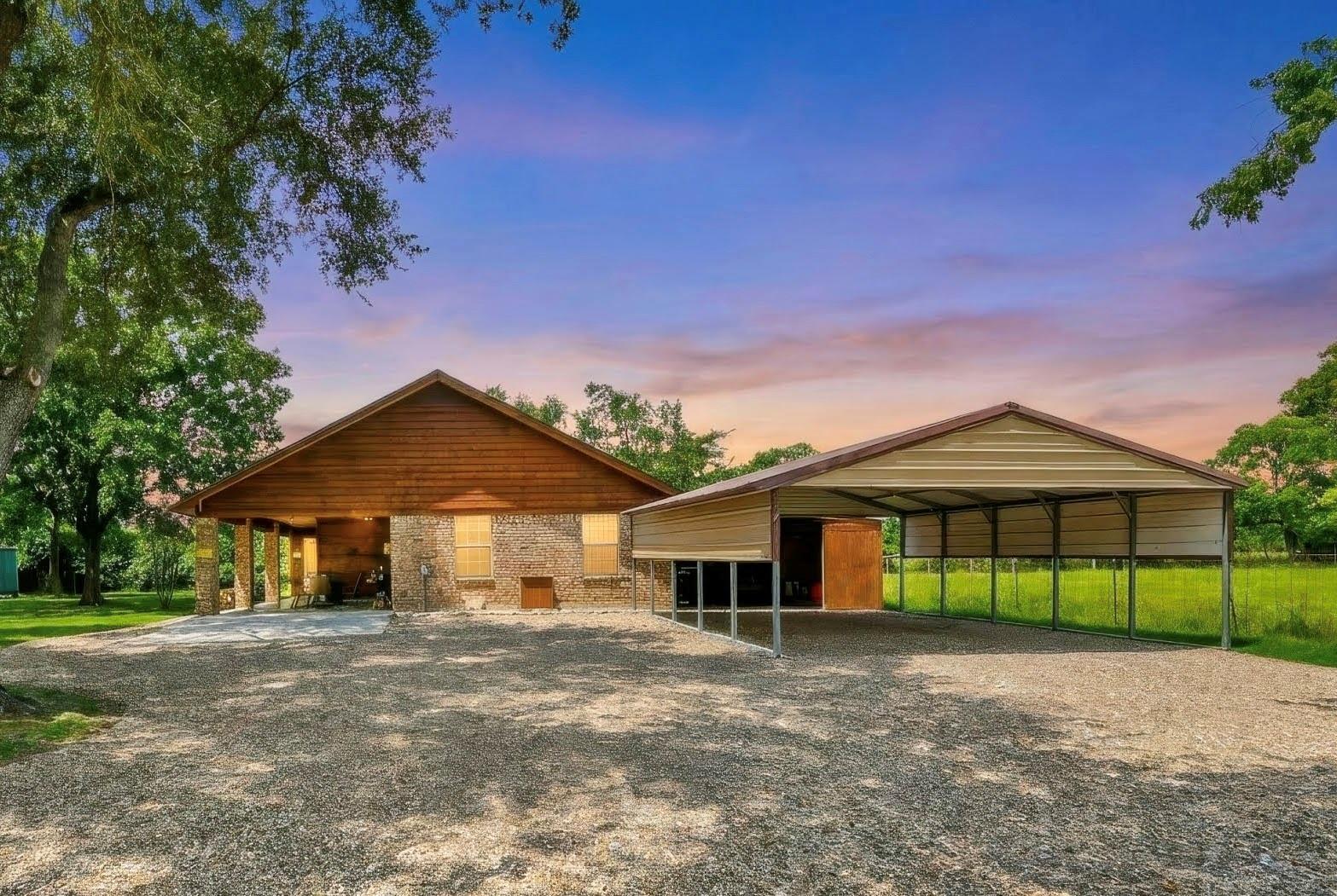 22035 Buescher Road