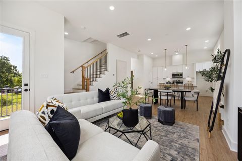 Photo of 835 Rachel Street, Houston, TX 77091 (MLS # 85959302)